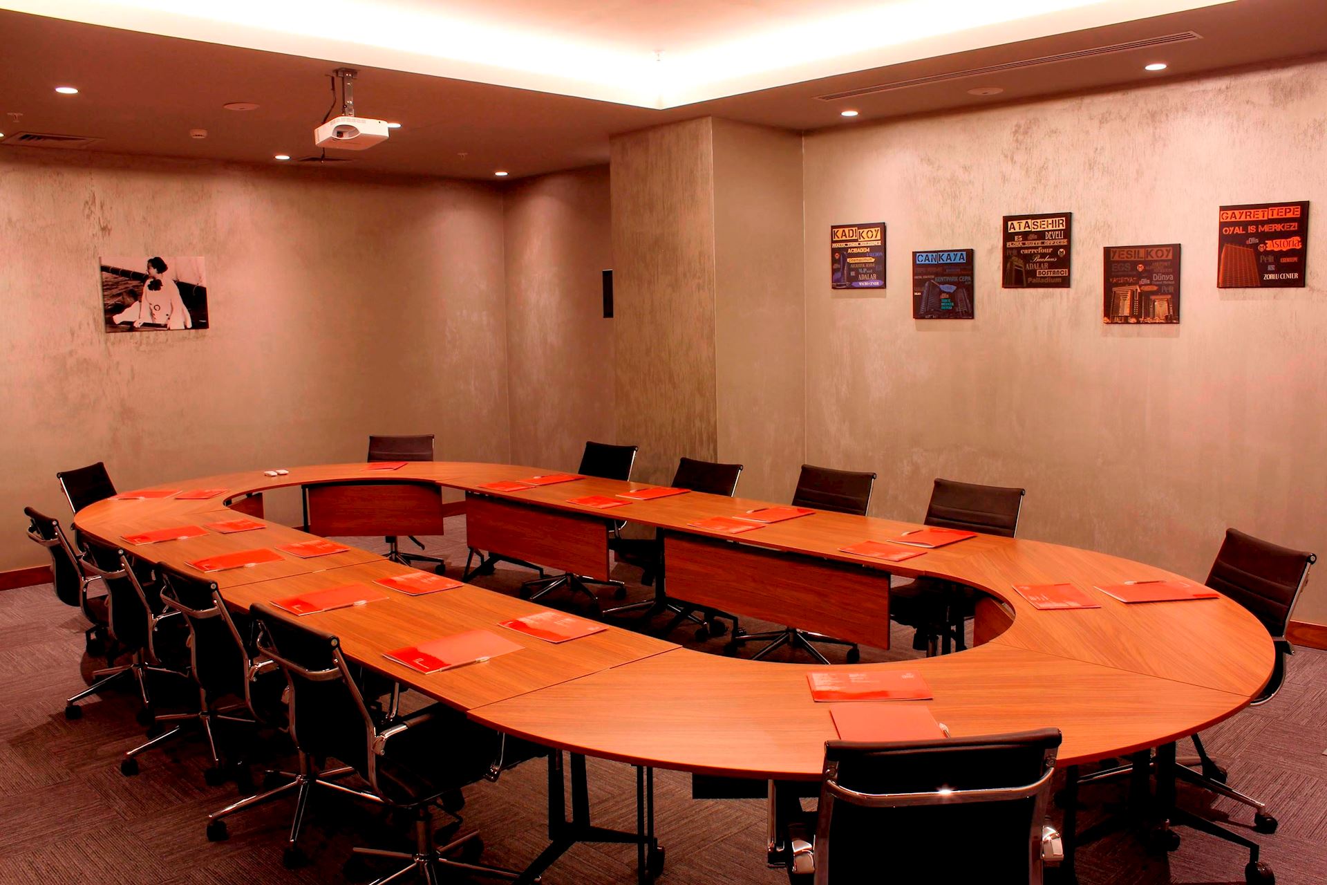 Ofis+ 